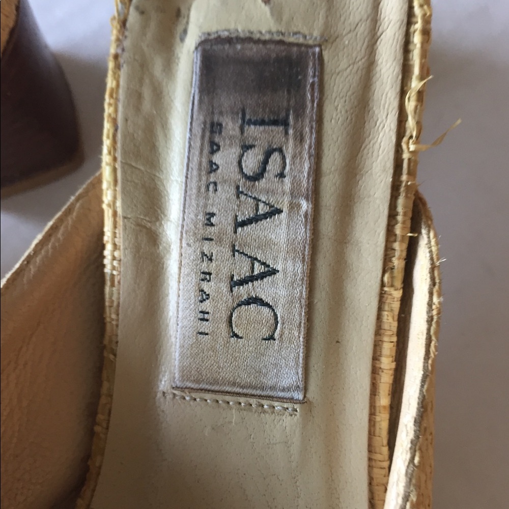 ISAAC MIZRAHI - SAKS FIFTH AVE Raffia Straw Mules - - Picture 5 of 8